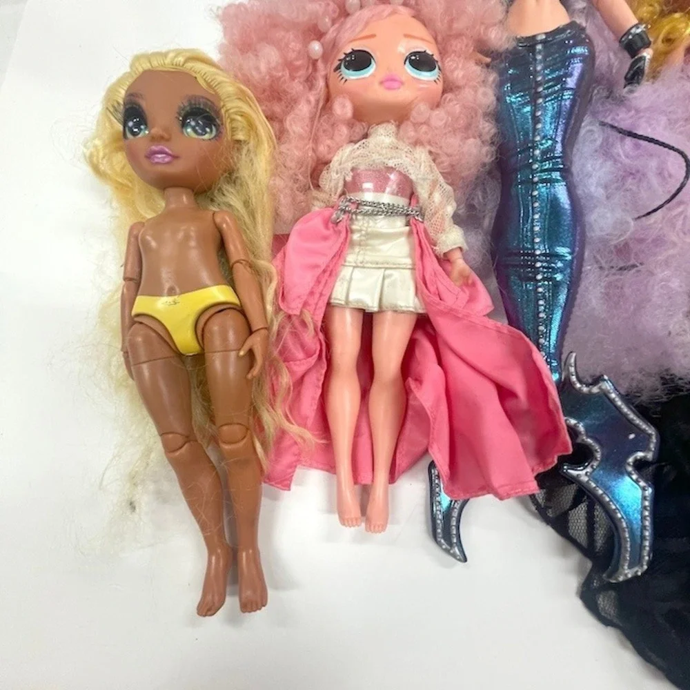 6 Dolls L.O.L.‎ Surprise Rainbow High Merman Na Na Na Spider-Gwen